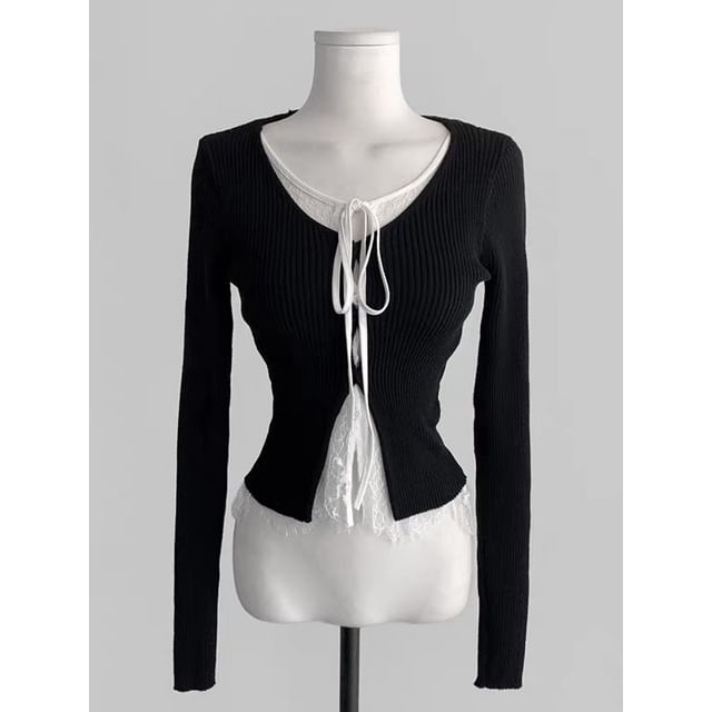 V-Neck Lace Trim Knit Top