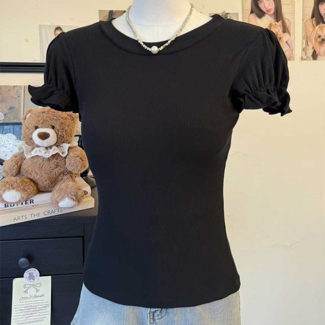 Plain Ribbed Padded Round-Neck Short-Sleeved Cropped Tee