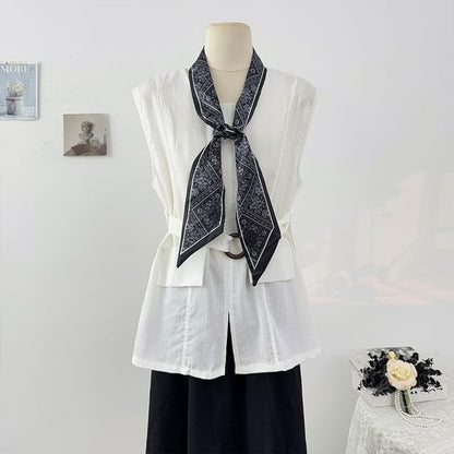 Plain Slit Sleeveless Round-Neck Blouse Set with Belt & Scarf