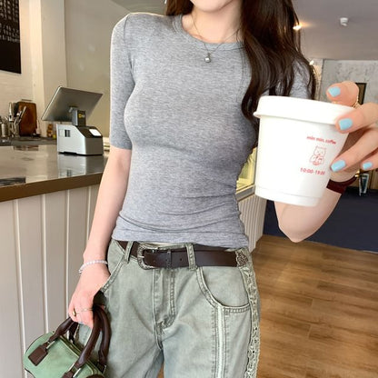 Slim Round-Neck Short-Sleeved Tee