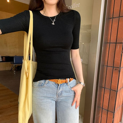 Slim Round-Neck Short-Sleeved Tee