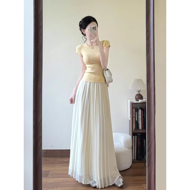 Crew Neck Ribbed Knit Top and Pleated A-Line Maxi Skirt