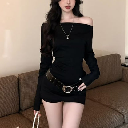 Slim Fit T-Shirt with Off-Shoulder, Long Sleeved, High Waist Skort Set