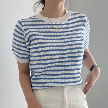 Striped Scallop-Trim Round-Neck Short-Sleeved Tee