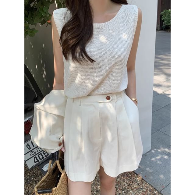 Plain Knitted Round-Neck Tank