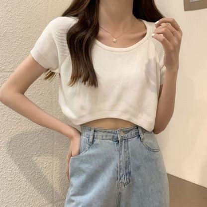 Mini Cropped Knit Top with Crew Neck, Short Sleeved, Solid