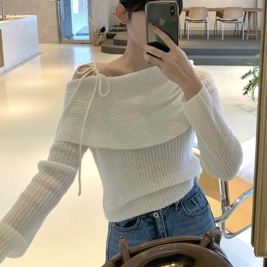 Plain Off-Shoulder Long-Sleeved Knit Top