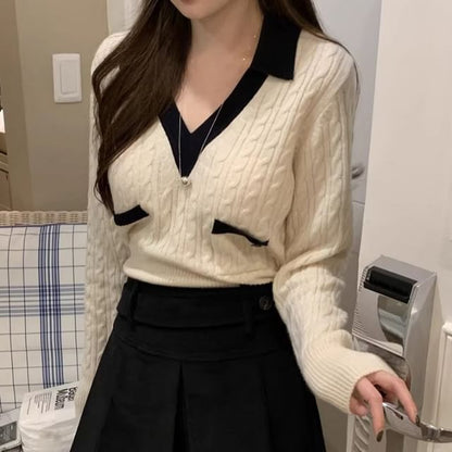 Two-Tone Cable-Knit V-Neck Long-Sleeved Polo Top