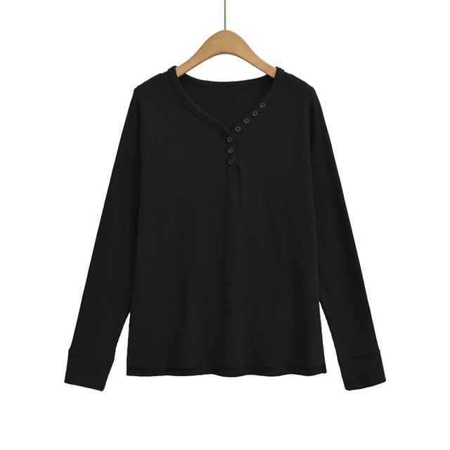 Plain V-Neck Long-Sleeved T-Shirt