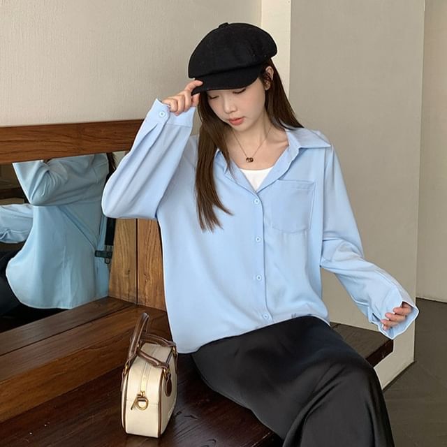 Pocketed Plain Sleeved Button-Up Shirt