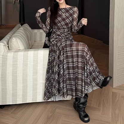 Long-Sleeve Crew Neck Plaid Ruched Maxi A-Line Dress