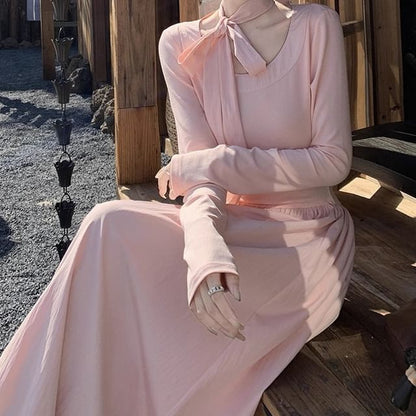 Long-Sleeve Scoop Neck Plain Maxi A-Line Dress
