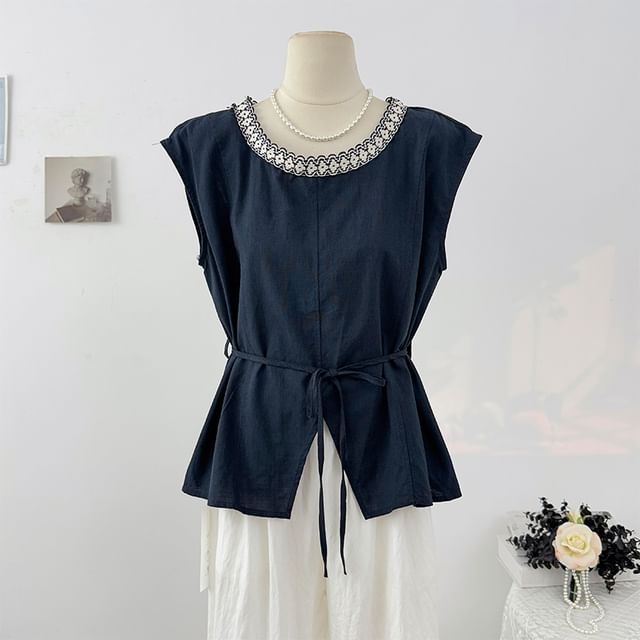 Tie-Waist Blouse with Lace Trim Round Neck and Sleeveless Cut
