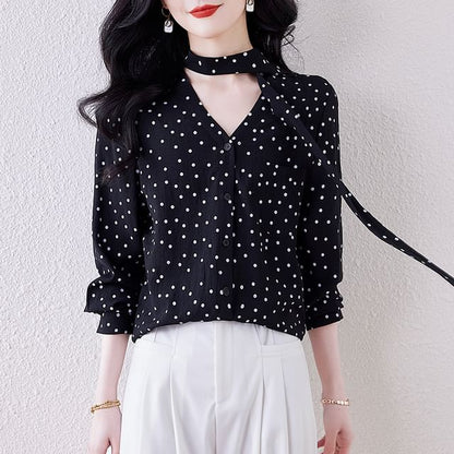 Dotted Blouse with V-Neck and Long Sleeve Style