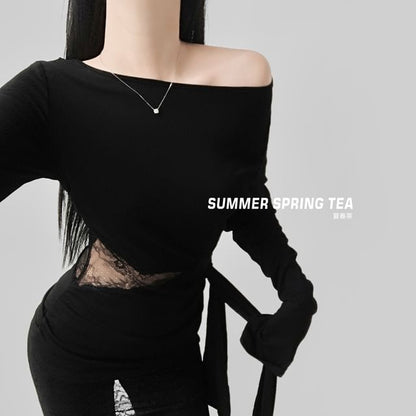 Slim-Fit Off-Shoulder Tee with Lace Panels and Asymmetric Long Sleeves