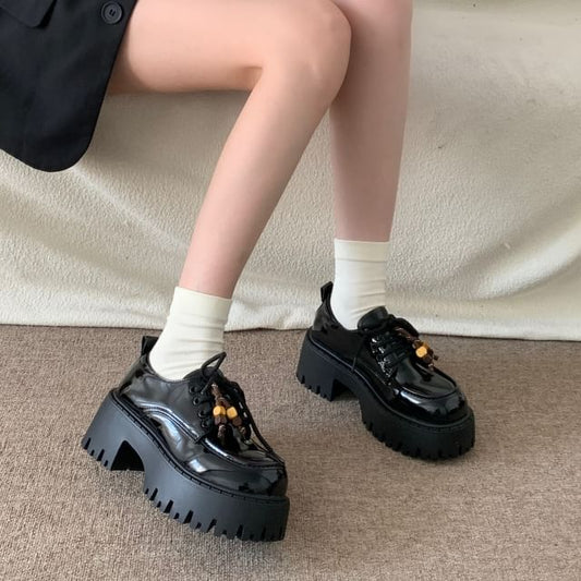 Faux Leather Patent Platform Lace-Up Shoes