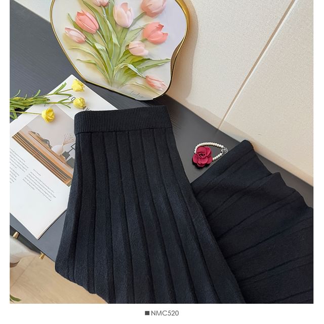 Ribbed Knit Maxi A-Line Skirt with High Waist