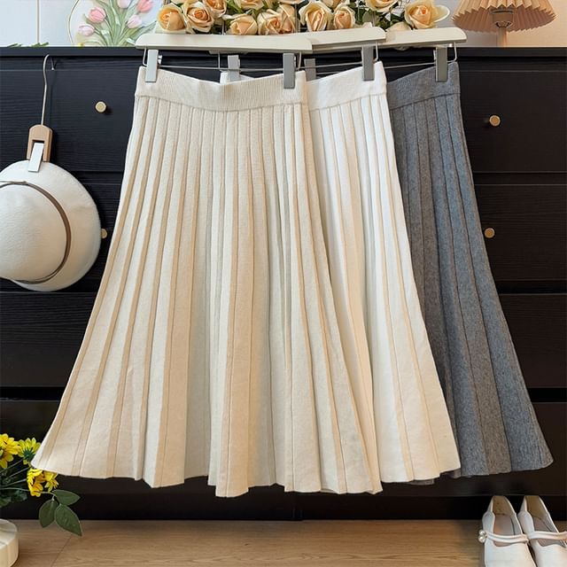 Ribbed Knit Maxi A-Line Skirt with High Waist