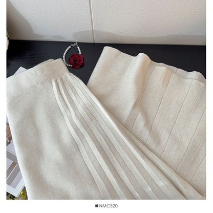 Solid Midi Pleated A-Line Skirt