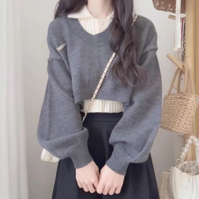 Set: V-Neck Cropped Solid Sweater + Sleeveless Knit Polo