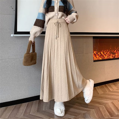 Solid Maxi A-Line Skirt High Rise