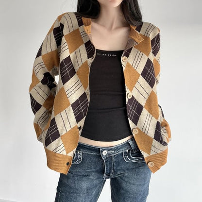 Round Neck Argyle Cardigan