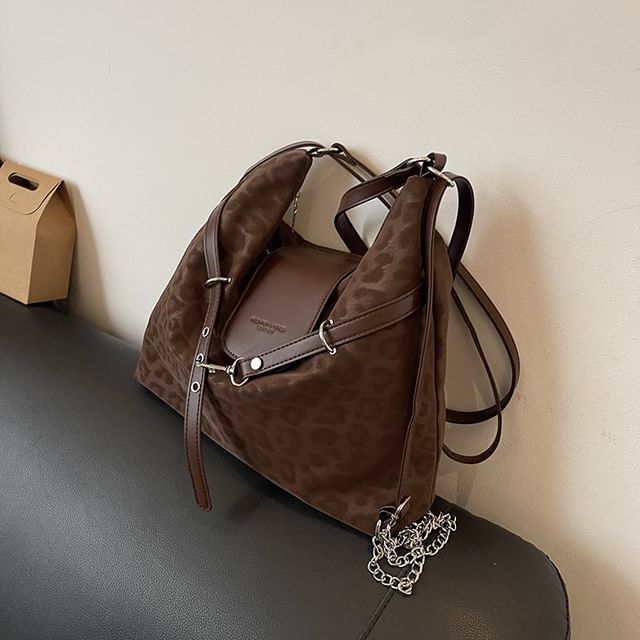 Leopard Patterned Buckled Shoulder Bag