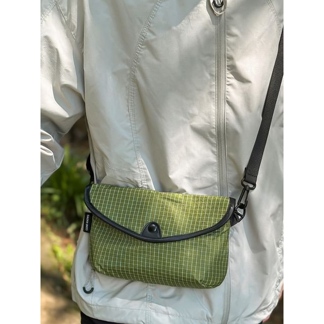Plaid Flap Crossbody Bag