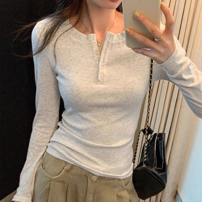 Long-Sleeve Henley Slim Fit Tee in Solid Color