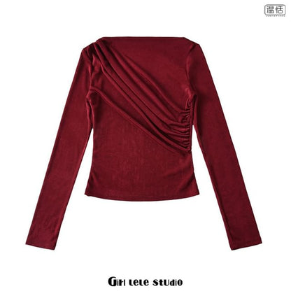 Long-Sleeve Boat Neck Ruched Slim Fit T-Shirt in Solid Color