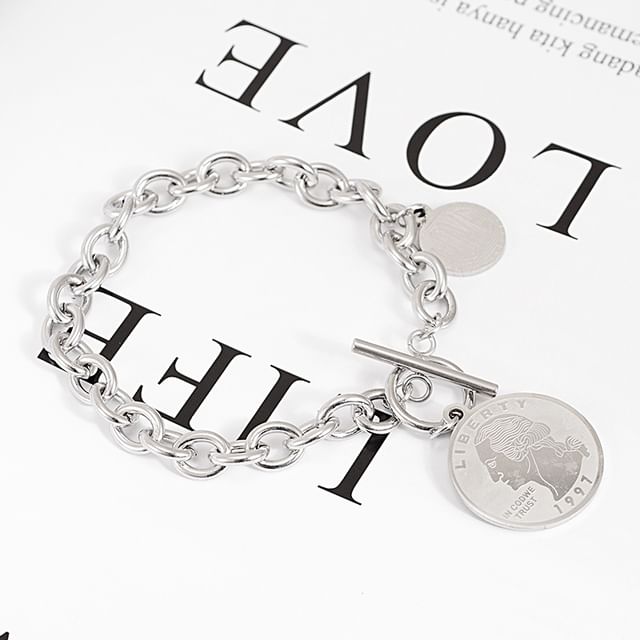 Silver Tone Chain Toggle Bracelet
