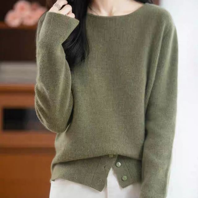 Knit Top with Boatneck & Long Sleeves