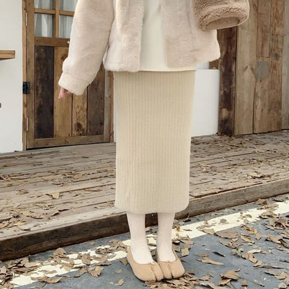 Fluffy Knit Midi Pencil Skirt