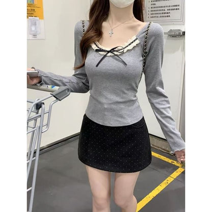 Scoop Neck Lace Trim T-Shirt