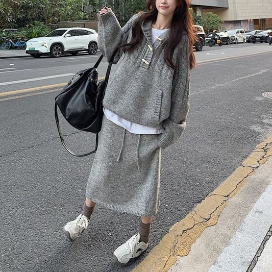 Toggle Cable Knit Hoodie & Drawstring Waist Midi Straight Skirt