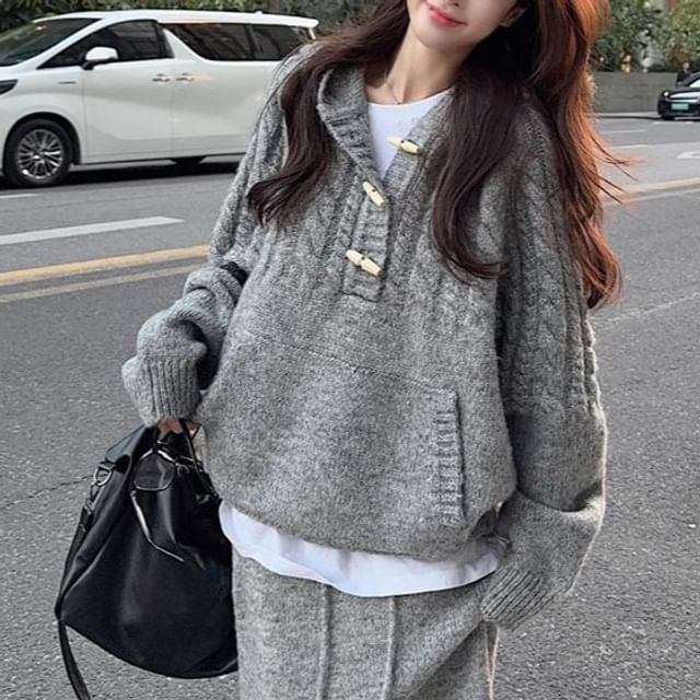 Toggle Cable Knit Hoodie & Drawstring Waist Midi Straight Skirt