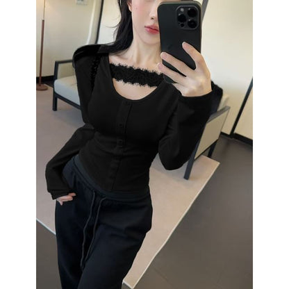 Scoop Neck Button Panel Lace Top