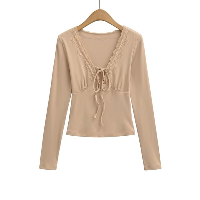 Lace Accent V-Neck Long Sleeve Tee