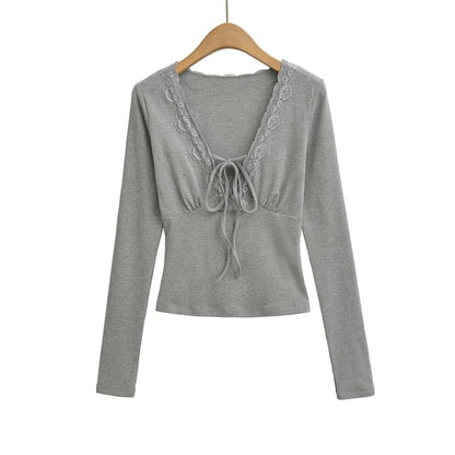 Lace Accent V-Neck Long Sleeve Tee