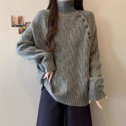Classic Cable Knit Crew Neck Pullover in Solid Tone