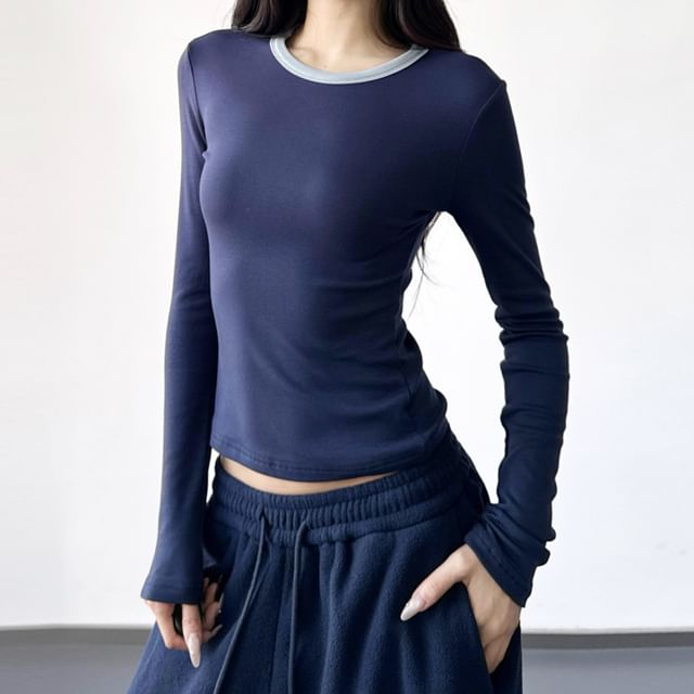 Crew Neck Contrast Trim Slim Crop T-Shirt