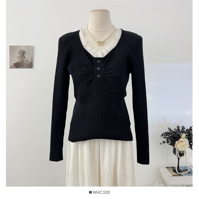 Round Neck Ruched Knit Top with Lace Panels