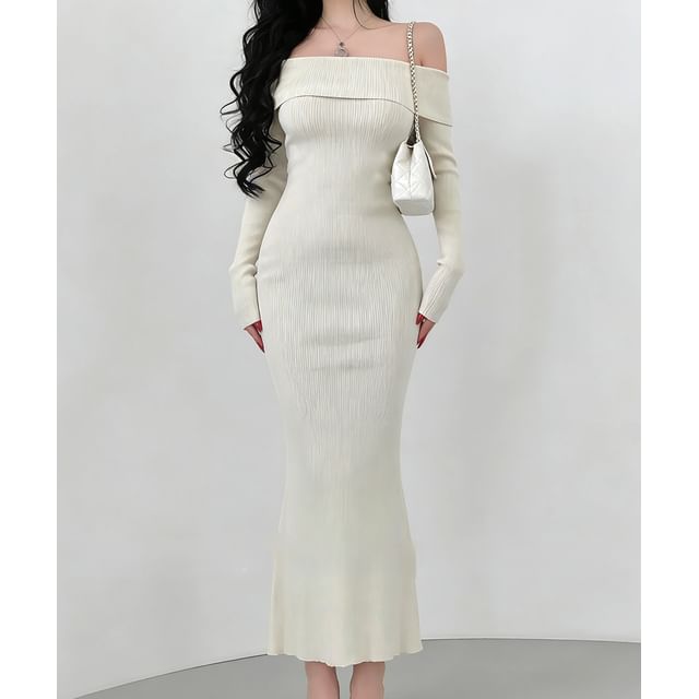 Long-Sleeve Off Shoulder Plain Knit Maxi Mermaid Dress