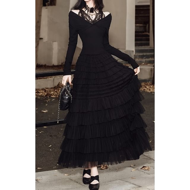 Mock Two-Piece Cold-Shoulder Lace Paneled T-Shirt / Choker / High Waist Midi A-Line Layered Skirt / Set