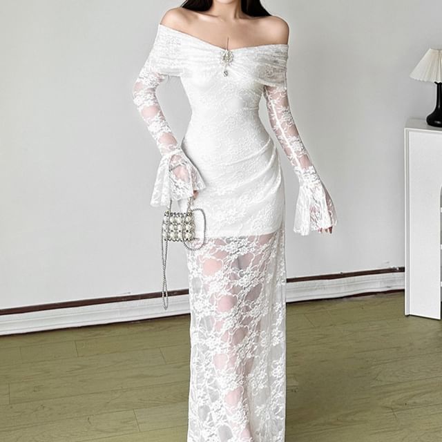 Long-Sleeve Off Shoulder Lace Maxi Sheath Dress