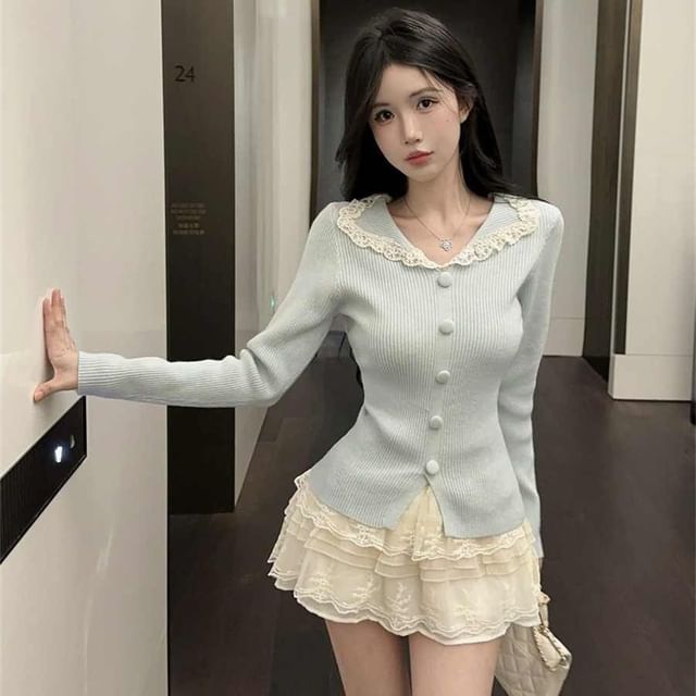 Long-Sleeve Split Neck Lace Trim Slit Knit Top