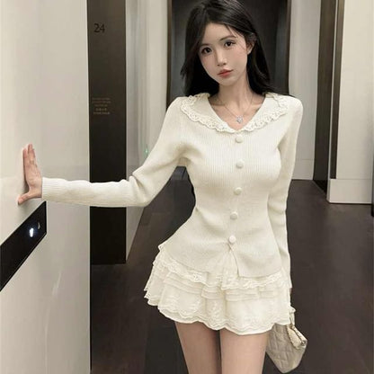 Long-Sleeve Split Neck Lace Trim Slit Knit Top