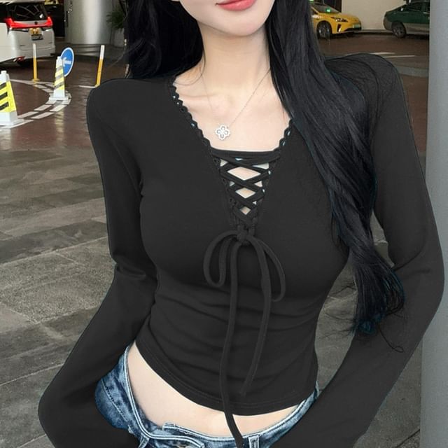 Long-Sleeve V-Neck Lace-Up Plain Slim Fit Crop Top