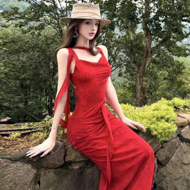 Sleeveless V-Neck Plain Maxi Sheath Dress