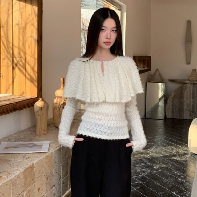 Two-Tone Perforated Crew Neck Long-Sleeve Tee